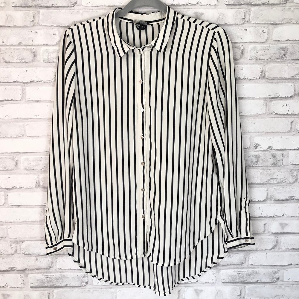H&M Collared Button Down Blouse